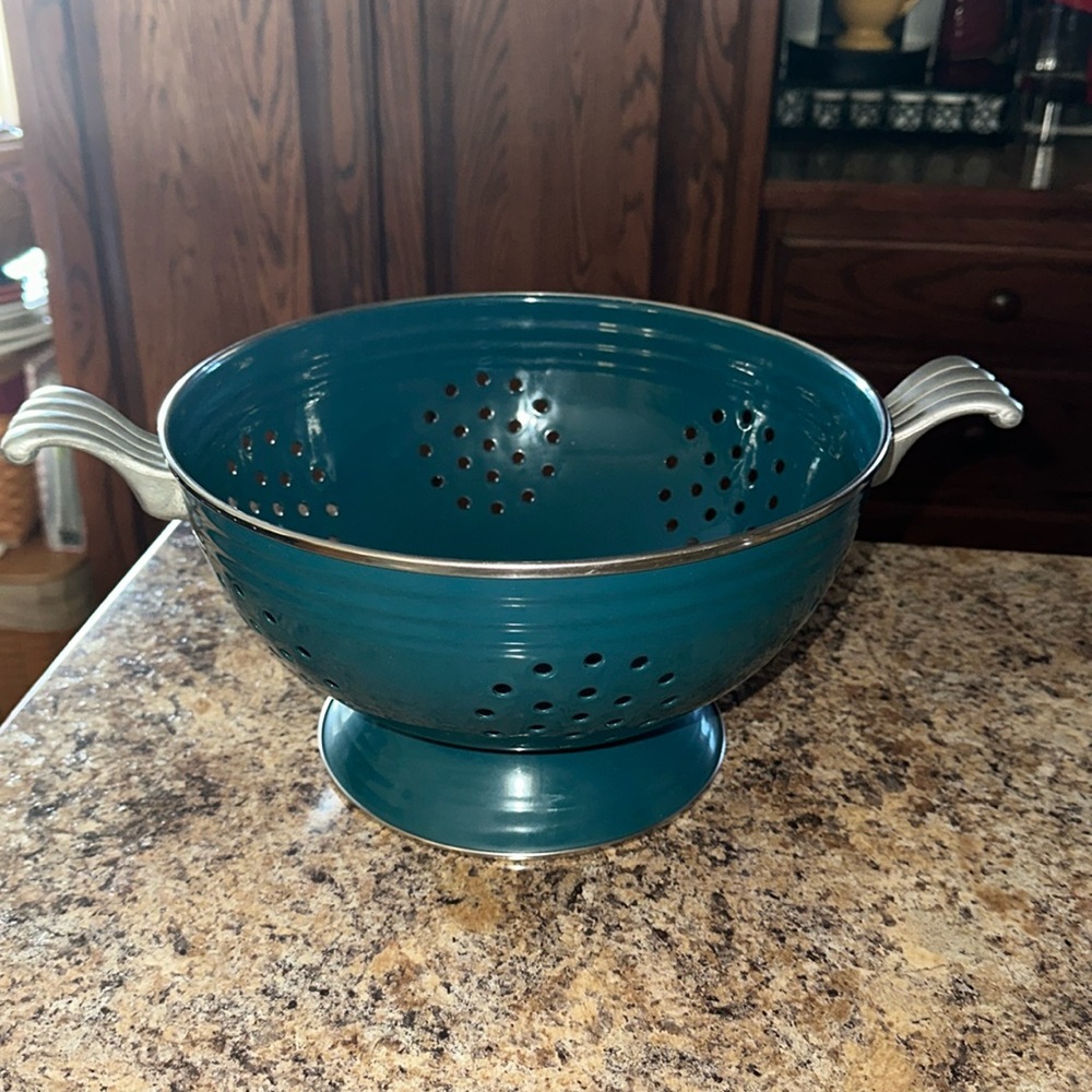 FIESTA JUNIPER STRAINER COLANDER